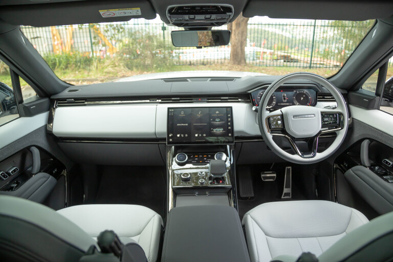 2024 Range Rover Sport Dynamic SE D300 review