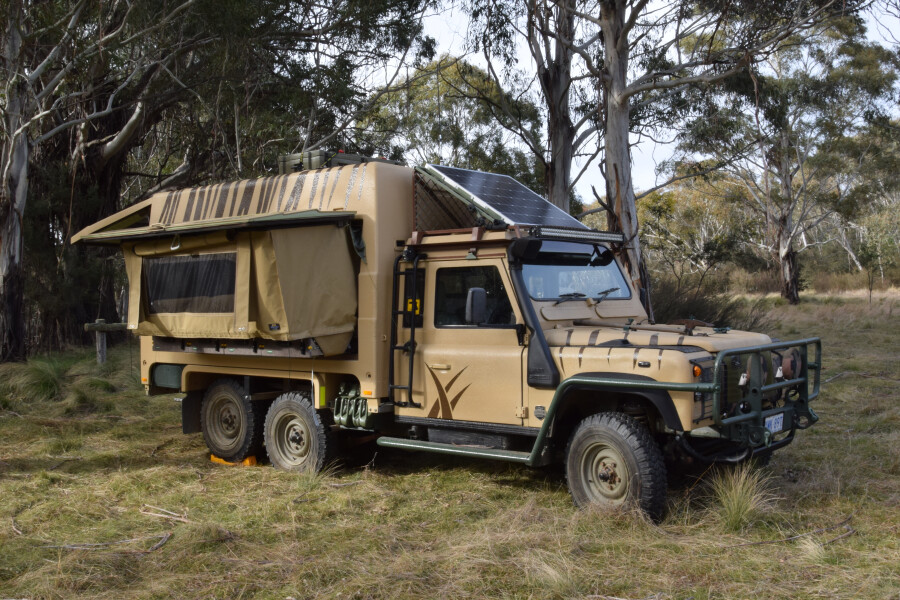 644c20bf/land rover 110 perentie 6x6 gmv this is what sweet dreams are mad of JPG