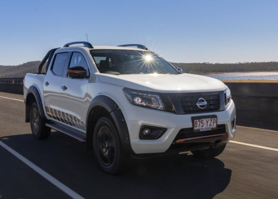 a32222b7/2019 nissan navara n trek special edition 4x4 2 3l diesel dual cab pup 048d0155